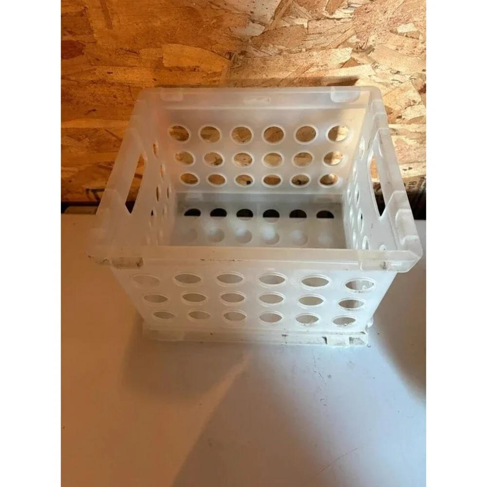 Plastic Storage Crate – Standard Size – Clean, Durable, Ready to Use